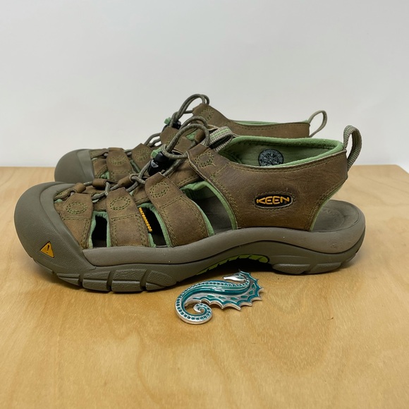 Keen Shoes - Keen Newport Washable Brown/Green Hiking Sandal 8